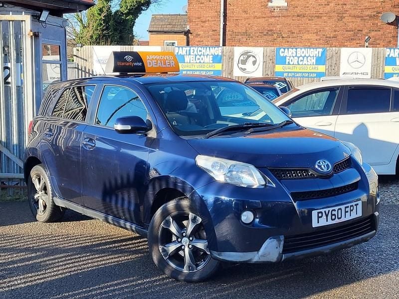 Used Toyota Urban Cruiser 2011 Blue Hatchback