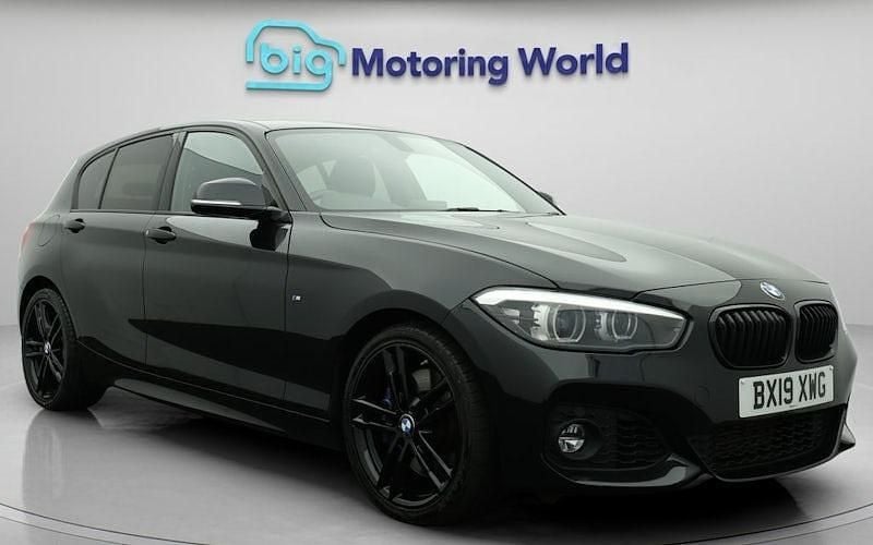 Used 2019 BMW 118 Efficient Dynamics Hatchback | £15,600 (Fair price) - Image 1/4