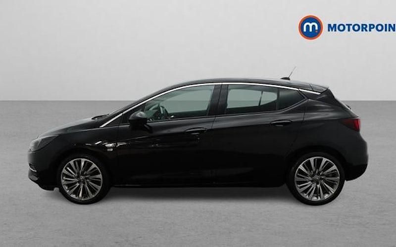 Used Vauxhall Astra Edition 145 HP (106 kW) 2021 Black Hatchback