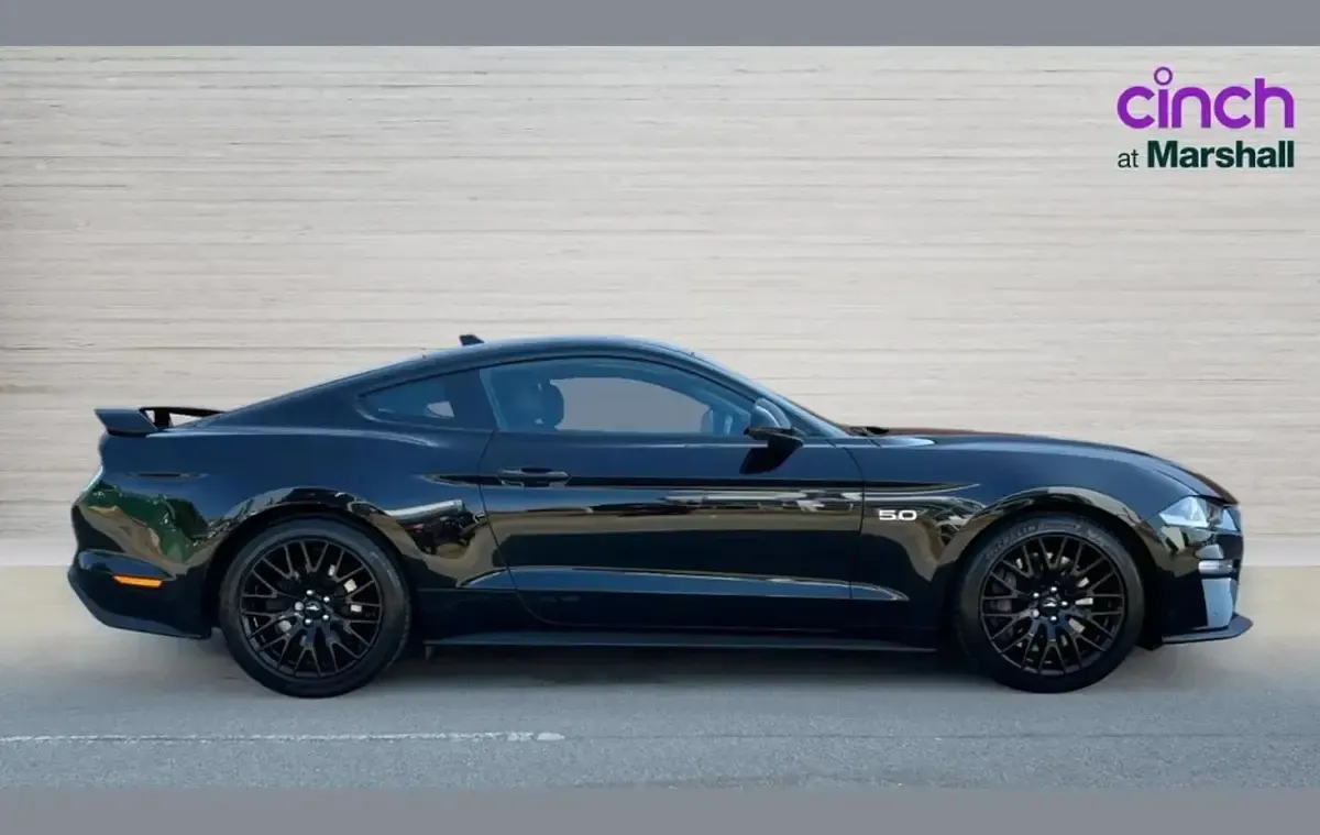 Used Ford Mustang GT 450 HP (330 kW) 2021 Black Coupe