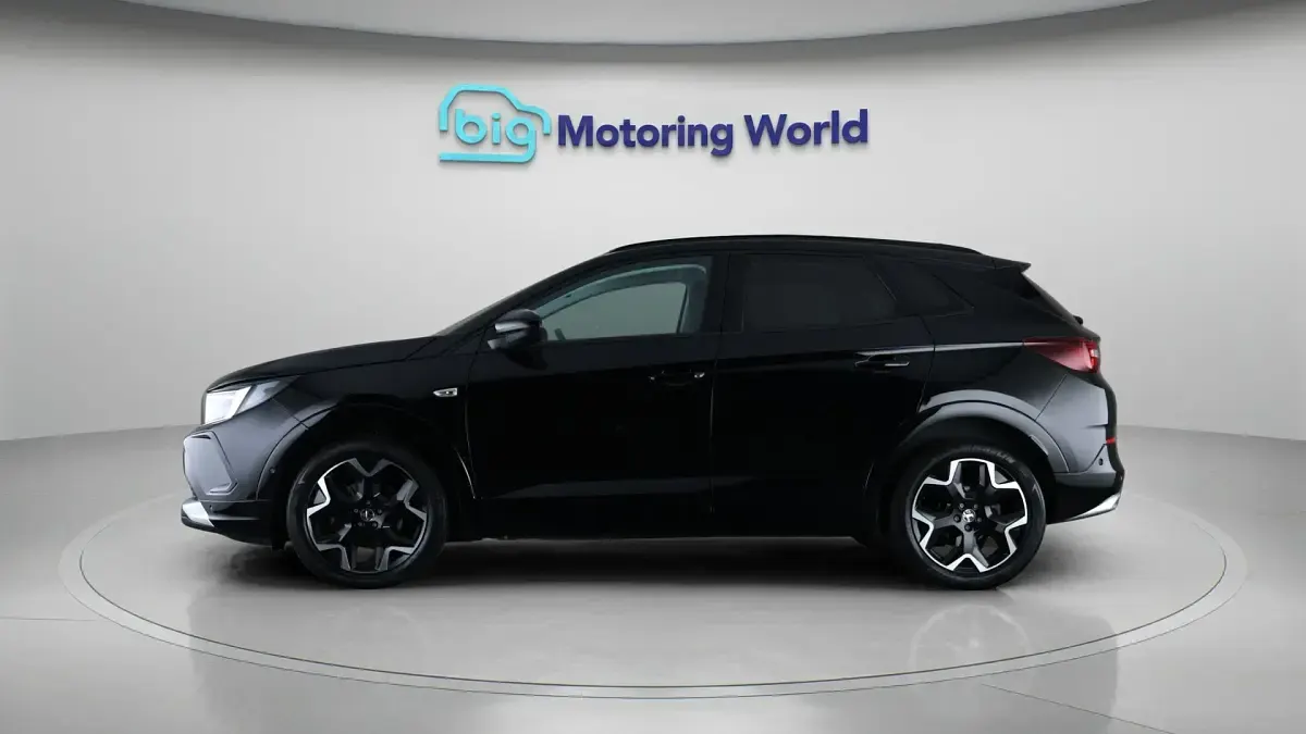 Used Vauxhall Grandland X Ultimate 129 HP (94 kW) 2024 SUV