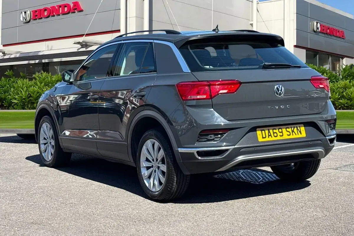 Begagnad VW T-Roc SE 2019 Grå SUV