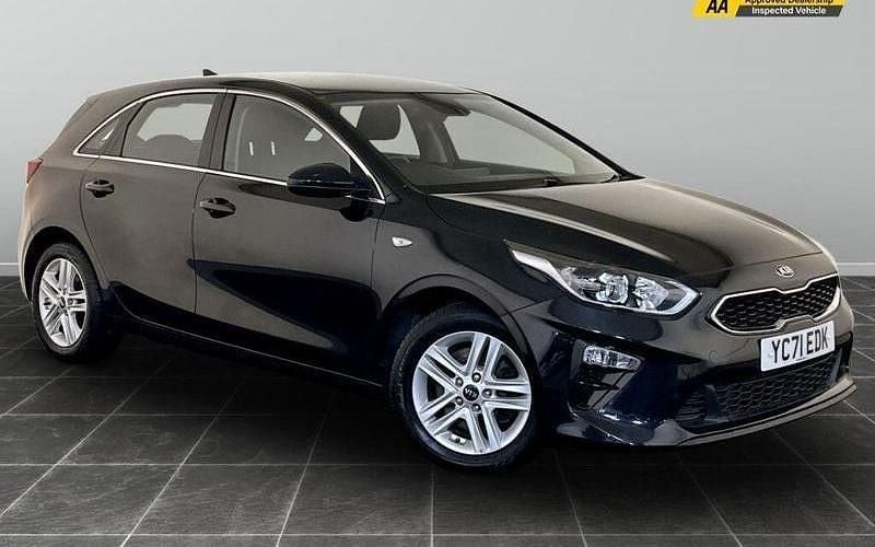 Black Used 2021 Kia Ceed 2 Hatchback | £9,495 (Good price) - Image 1/2