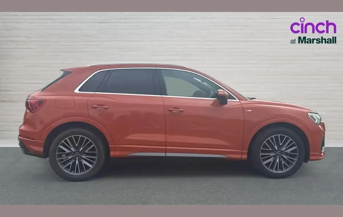 Used Audi Q3 S-Line 150 HP (110 kW) 2022 Orange SUV