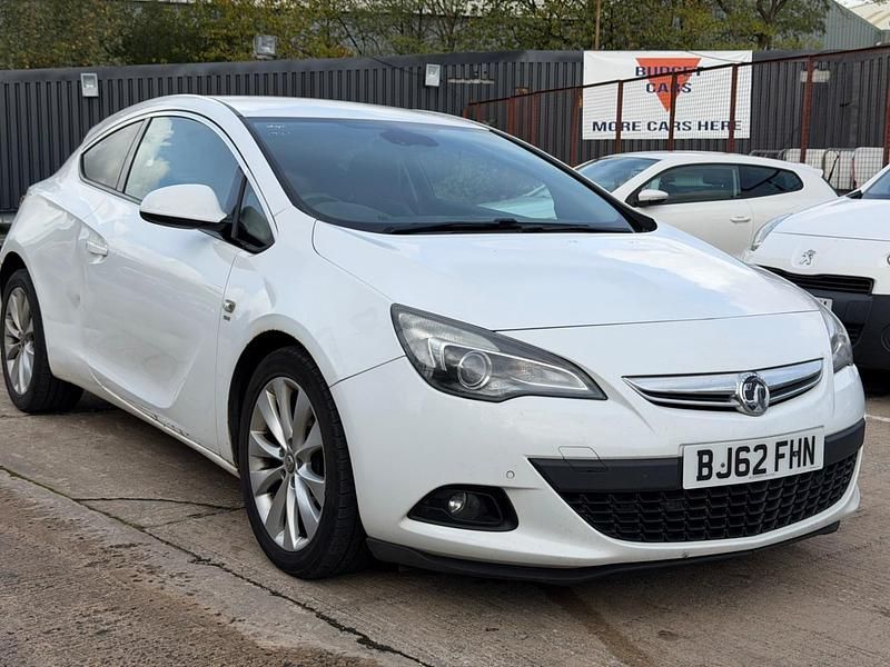 White Used 2012 Vauxhall Astra GTC SRi Hatchback | £1,299 (Super price) - Image 1/4