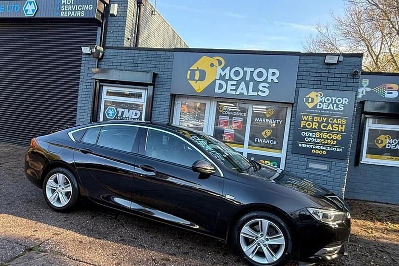 Used 2019 Vauxhall Insignia Sport | £7,495 (Good price) - Image 1/1