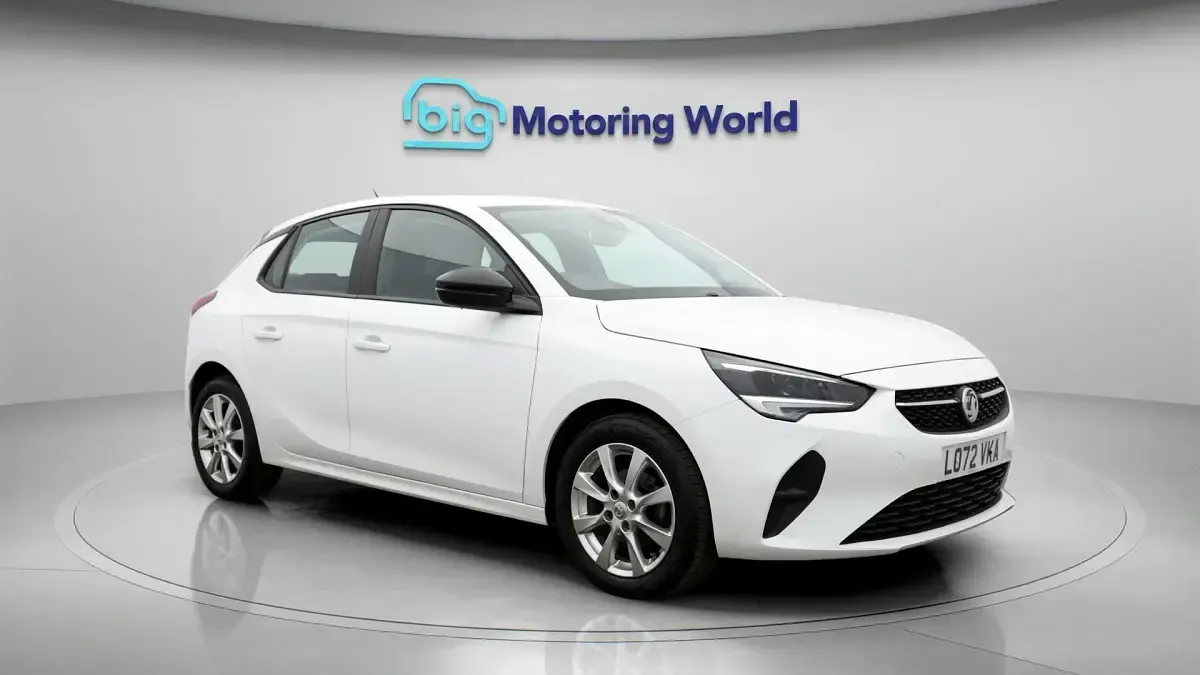 Usado Vauxhall Corsa Design Edition 75 HP (55 kW) 2022 Citadino