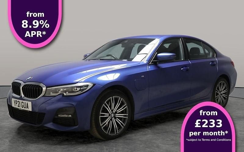Used 2022 BMW 330e M Sport Sedan | £17,064 (Good price) - Image 1/3