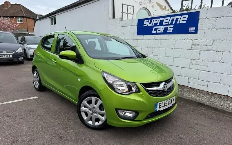 Used Vauxhall Viva 75 HP (55 kW) 2015 Green Hatchback