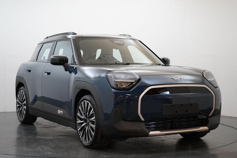Blue Used 2024 Mini Aceman SUV | £27,498 (Fair price) - Image 1/4