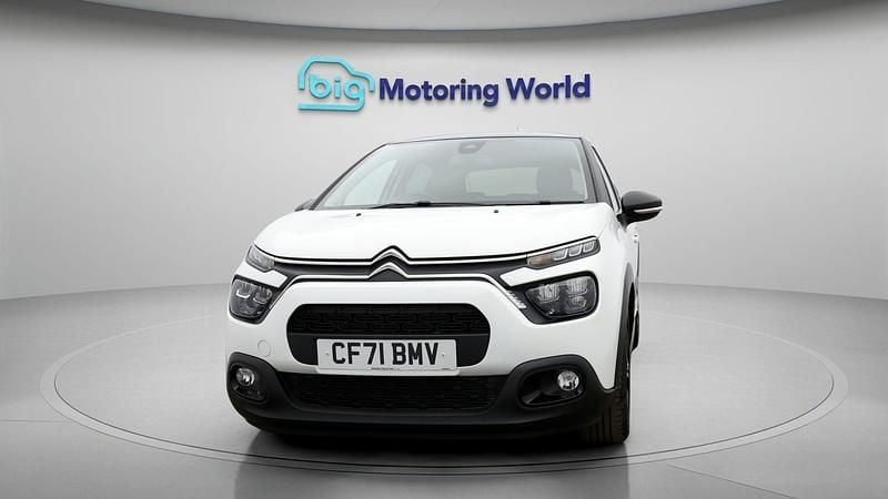 Used Citroën C3 PureTech 82 HP (60 kW) 2021 White Hatchback