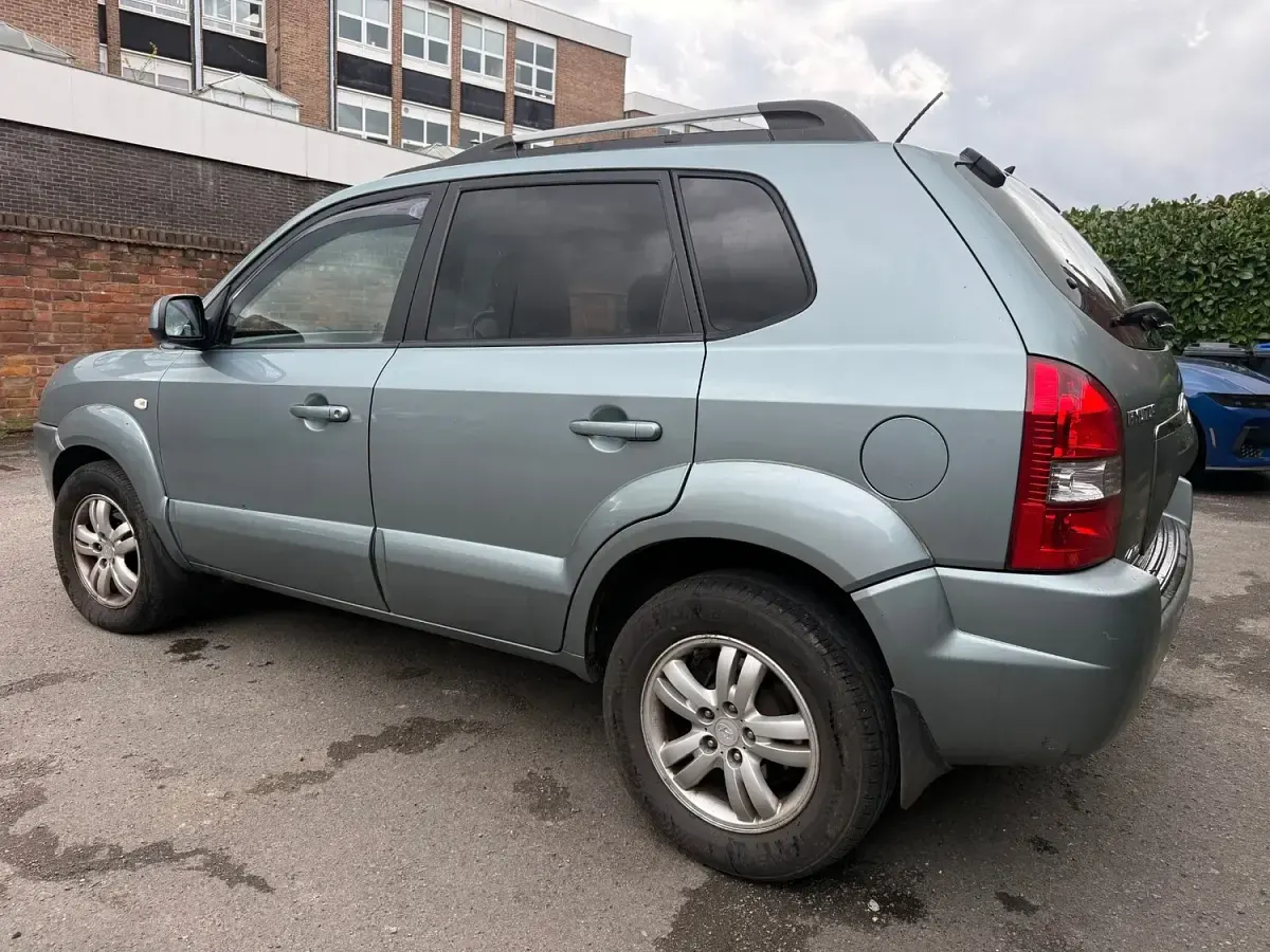 Used Hyundai Tucson Limited 138 HP (101 kW) 2007 Silver SUV