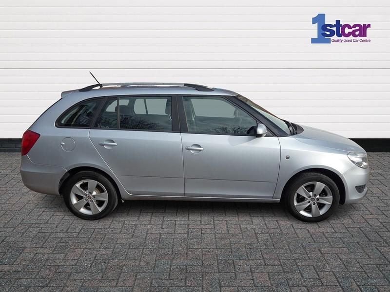 Used Skoda Fabia SE 86 HP (63 kW) 2013 Silver Estate