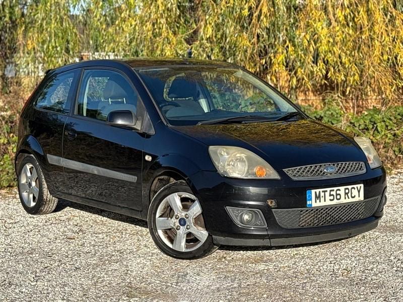 Black Used 2006 Ford Fiesta Hatchback | £695 (Super price) - Image 1/4