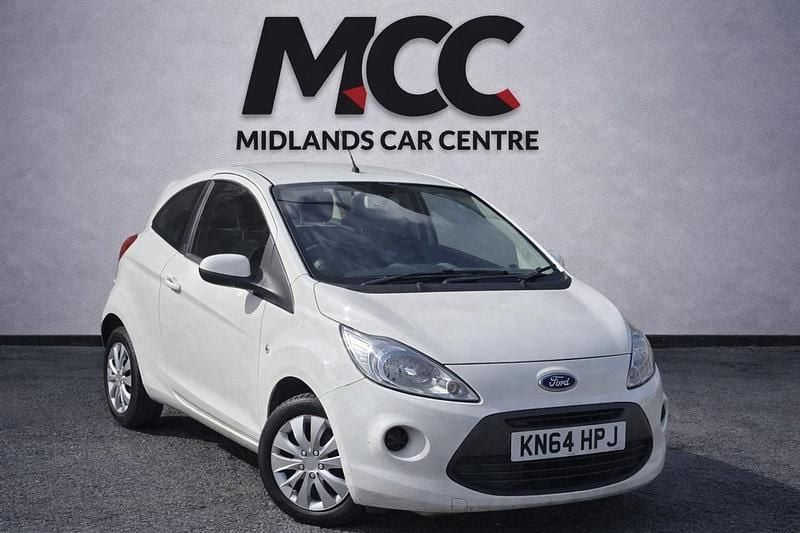 Used Ford Ka 69 HP (50 kW) 2014 White Hatchback