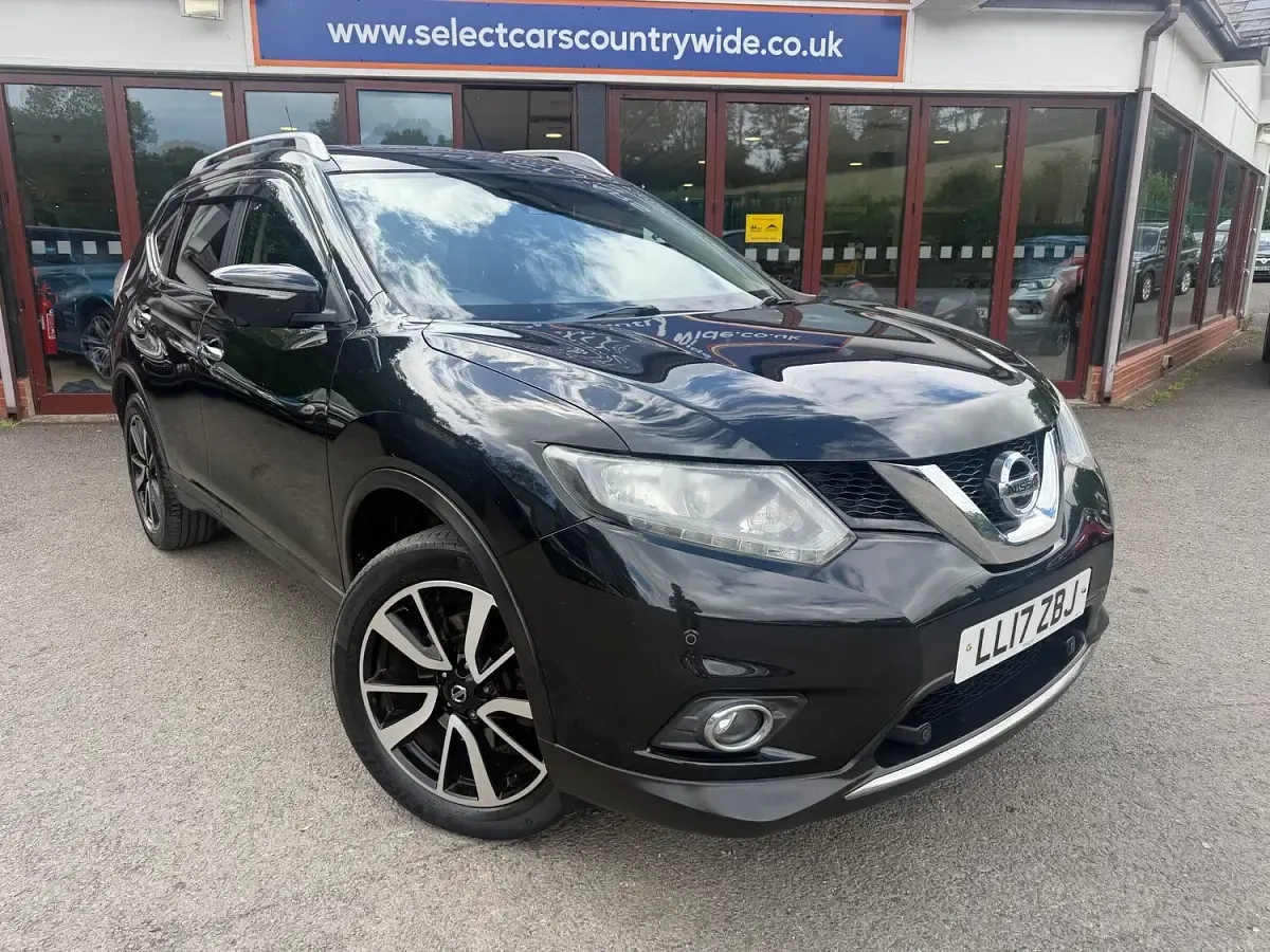 Used Nissan X-Trail N-Vision 177 HP (130 kW) 2017 Black SUV