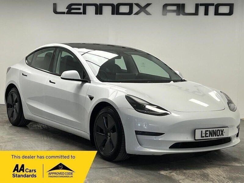 White Used 2021 Tesla Model 3 Long Range Sedan | £19,690 (A bit pricey) - Image 1/4