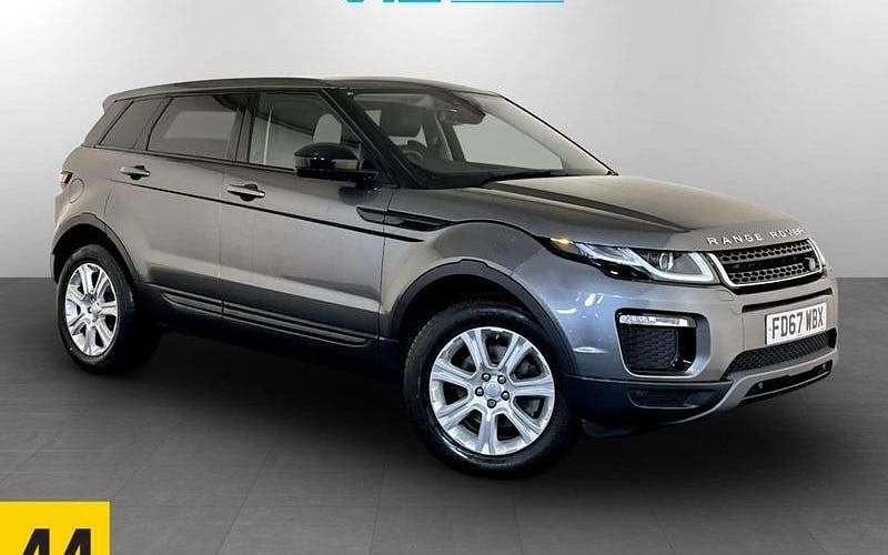 Used 2018 Land Rover Range Rover evoque SE Hatchback | £13,295 (Super price) - Image 1/2