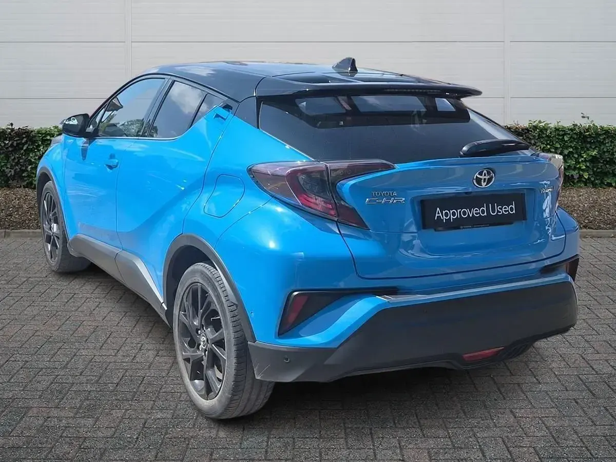 Second-hand Toyota C-HR 2018 Albastru SUV