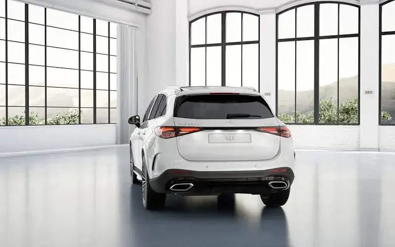 New Mercedes GLC220 AMG Line Premium Plus 197 HP (144 kW) 2025 SUV