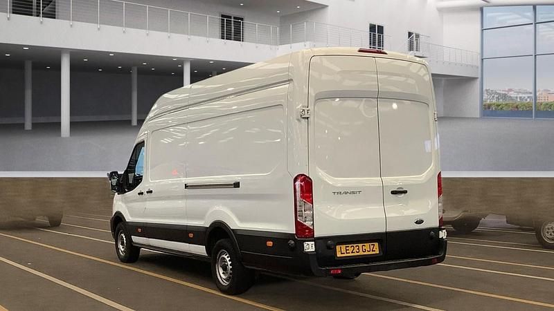 Used Ford Transit 130 HP (95 kW) 2023 White Van