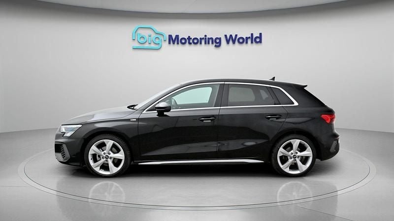 Begagnad Audi A3 S-Line 148 HK (108 kW) 2023 Sedan