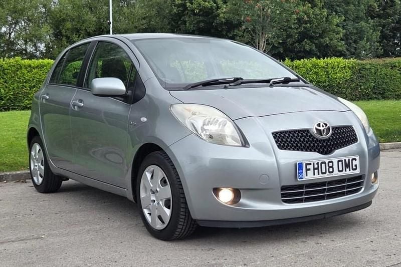 Silver Used 2008 Toyota Yaris T3 Hatchback | £1,945 (Good price) - Image 1/1
