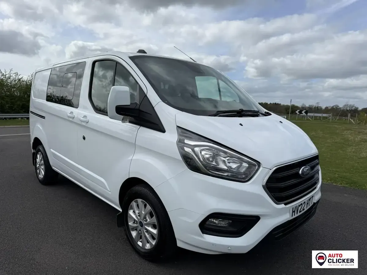 Used Ford 300 Limited 130 HP (95 kW) 2022 White Van
