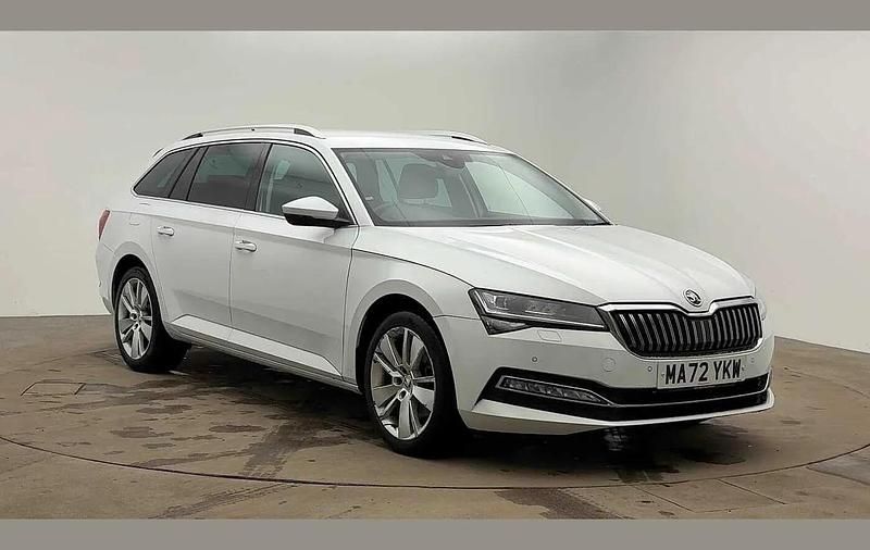 Moon white metallic Used 2022 Skoda Superb SE L Estate | £19,700 (Fair price) - Image 1/4