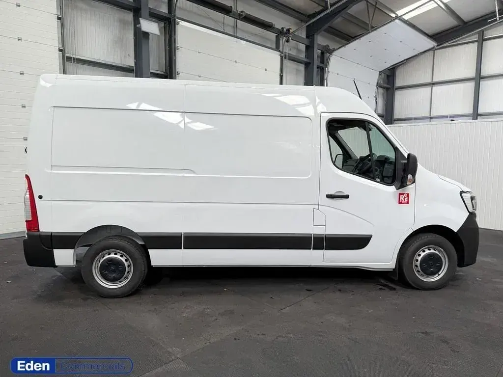 Nowe Renault Master 150 KM (110 kW) 2025 Biały Van