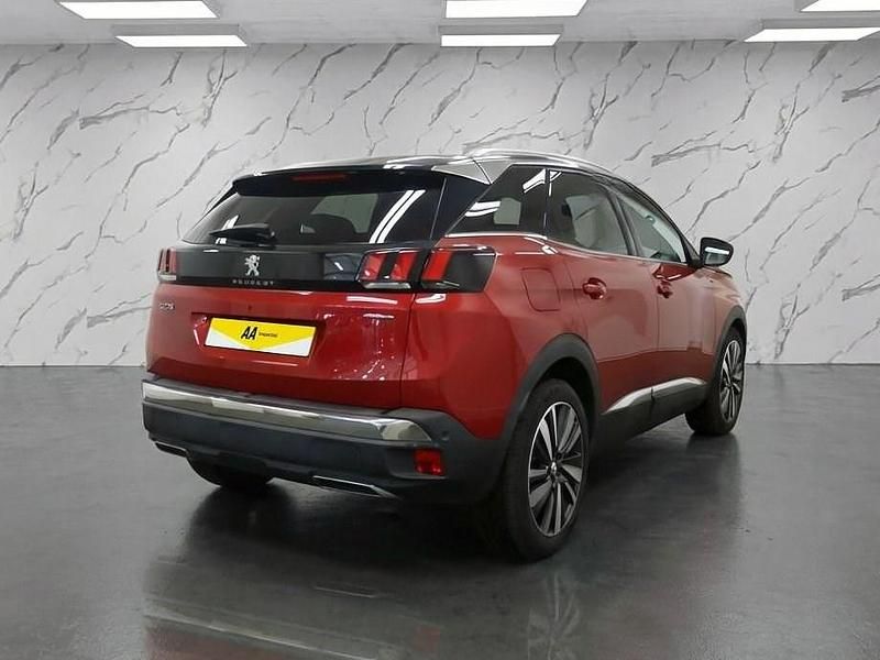 Used Peugeot 3008 Premium 130 HP (95 kW) 2018 Red SUV