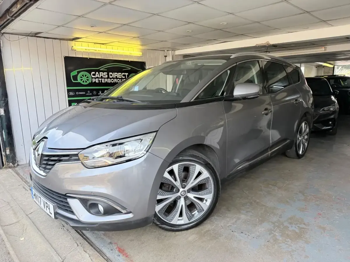 Used Renault Grand Scénic IV Dynamique 2017 Grey MPV
