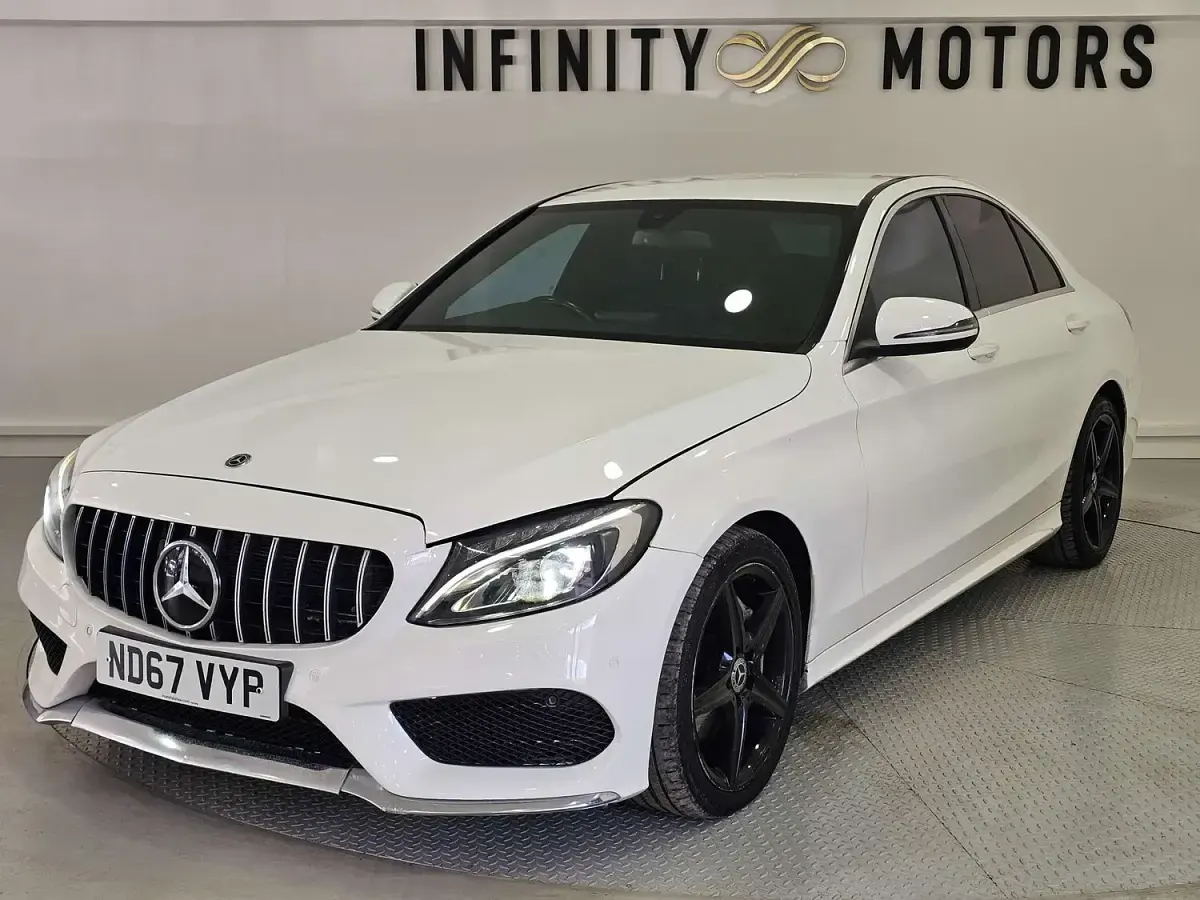 Used Mercedes C200 AMG line 136 HP (100 kW) 2018 White Sedan