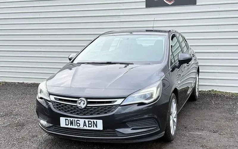 Używany Vauxhall Astra Design Edition 136 KM (100 kW) 2019 Hatchback