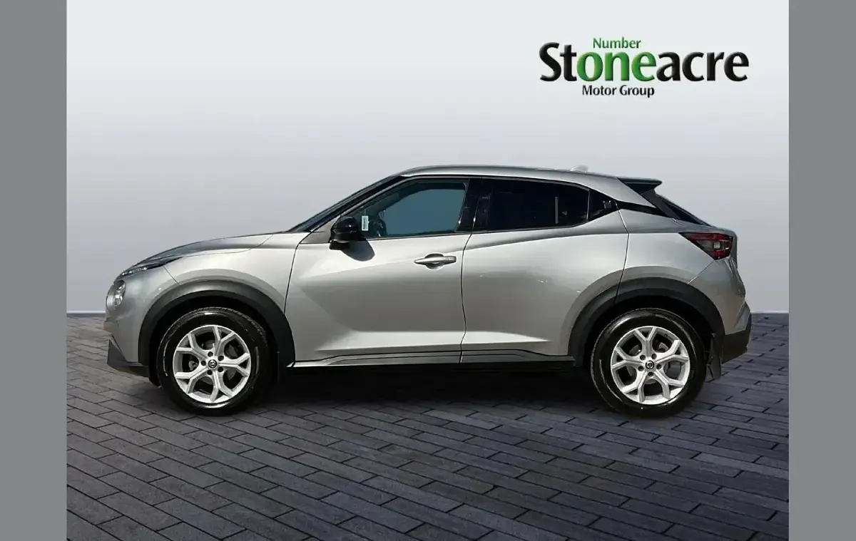 Used Nissan Juke N-Connecta 117 HP (86 kW) 2020 Silver SUV