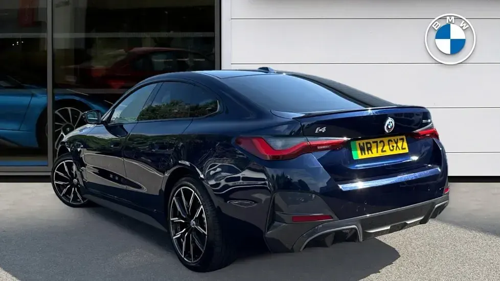 Used BMW i4 M Sport 246 kW (335 HP) 2022 Blue Sedan
