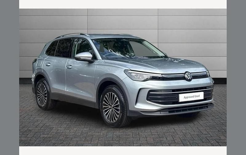 Used VW Tiguan Match 150 HP (110 kW) 2025 Silver SUV