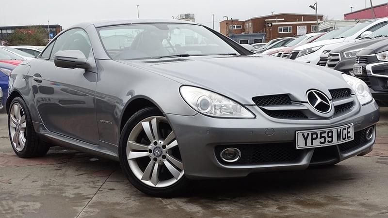 Used Mercedes SLK200 184 HP (135 kW) 2009 Silver Cabriolet