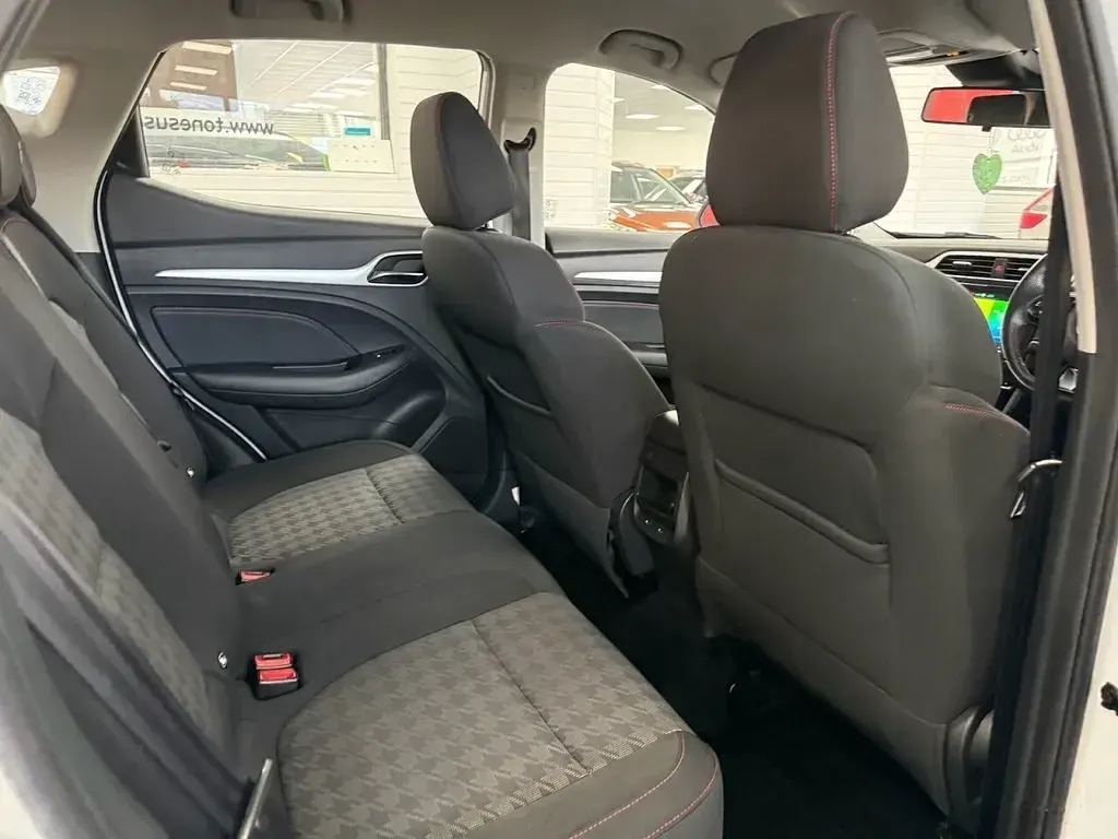 Used MG ZS Excite 106 HP (77 kW) 2022 White SUV