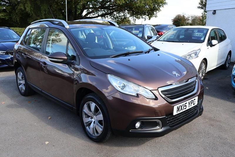 Used Peugeot 2008 Active 70 HP (51 kW) 2015 Brown SUV