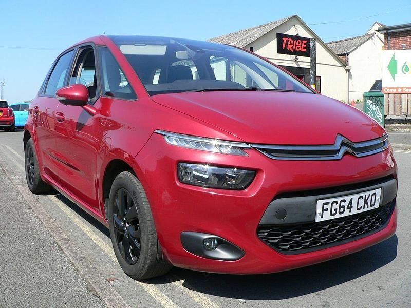 Red Used 2014 Citroën C4 Picasso VTR Sport MPV | £3,495 (Fair price) - Image 1/4