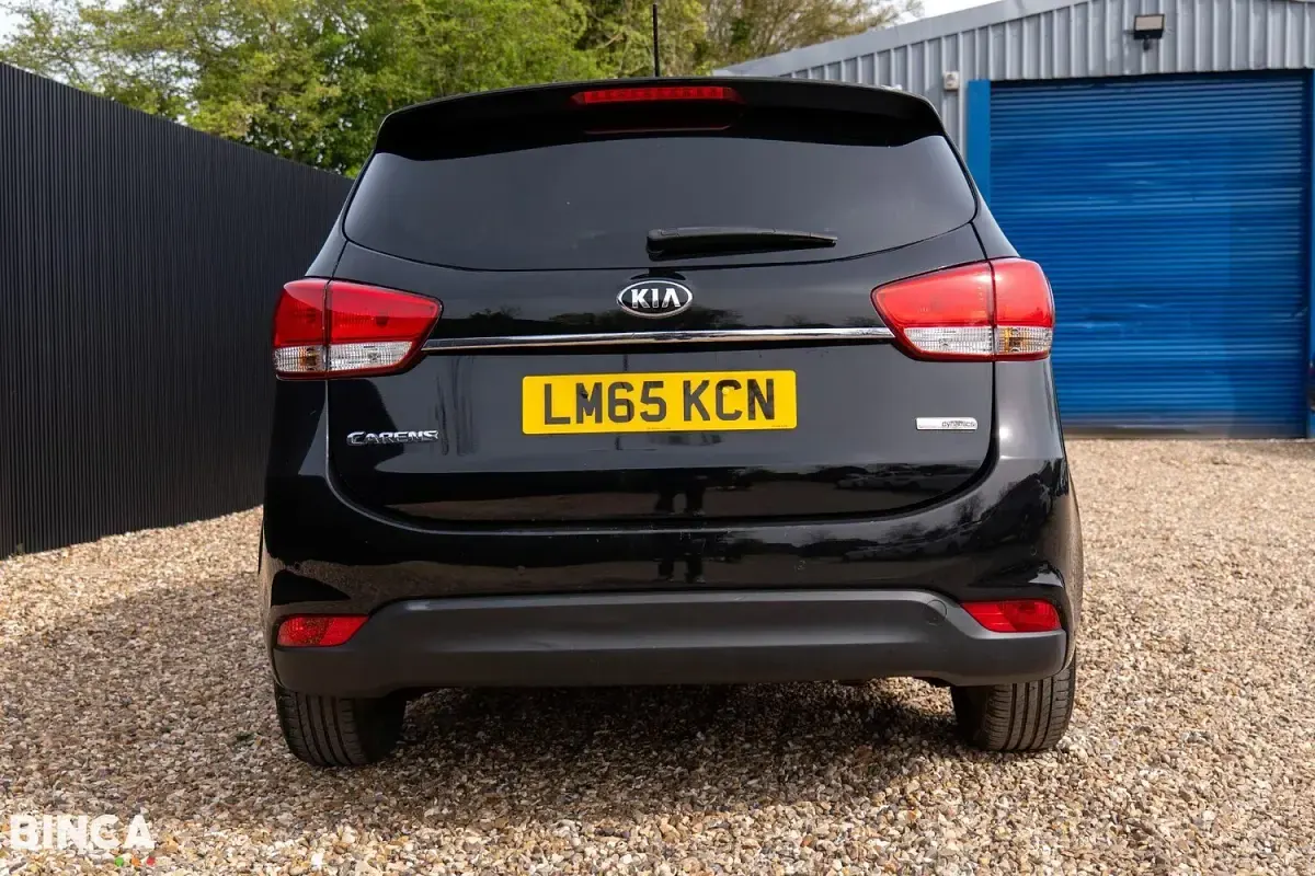 Used Kia Carens 139 HP (102 kW) 2015 Black MPV