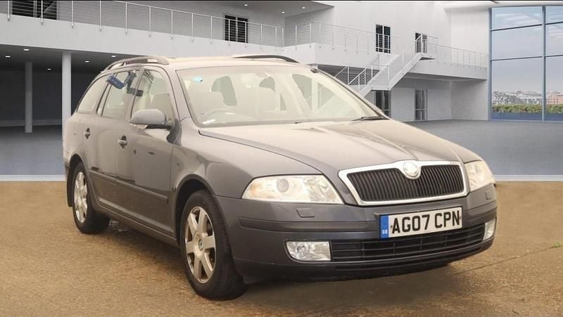 Grey Used 2007 Skoda Octavia Elegance Estate | £1,695 (A bit pricey) - Image 1/4