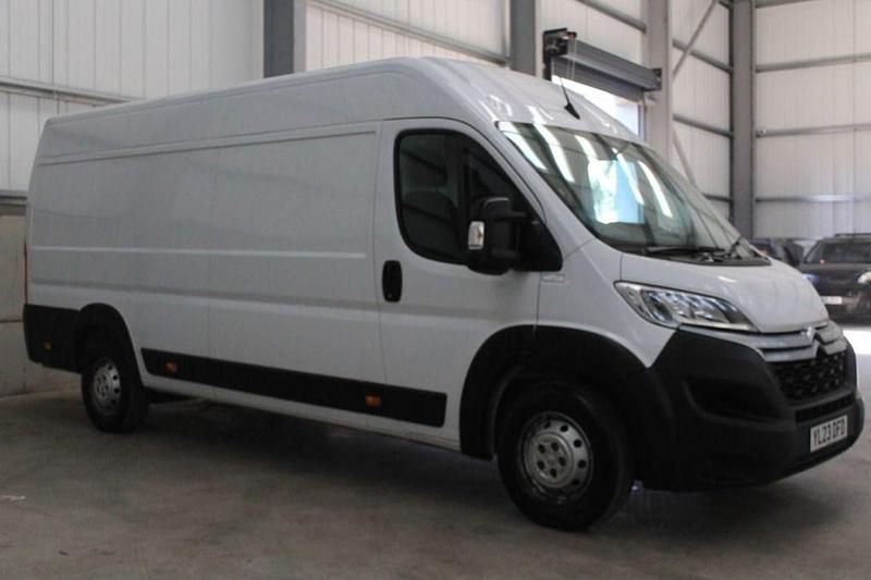 Used Citroën Relay 140 HP (102 kW) 2023 White Van