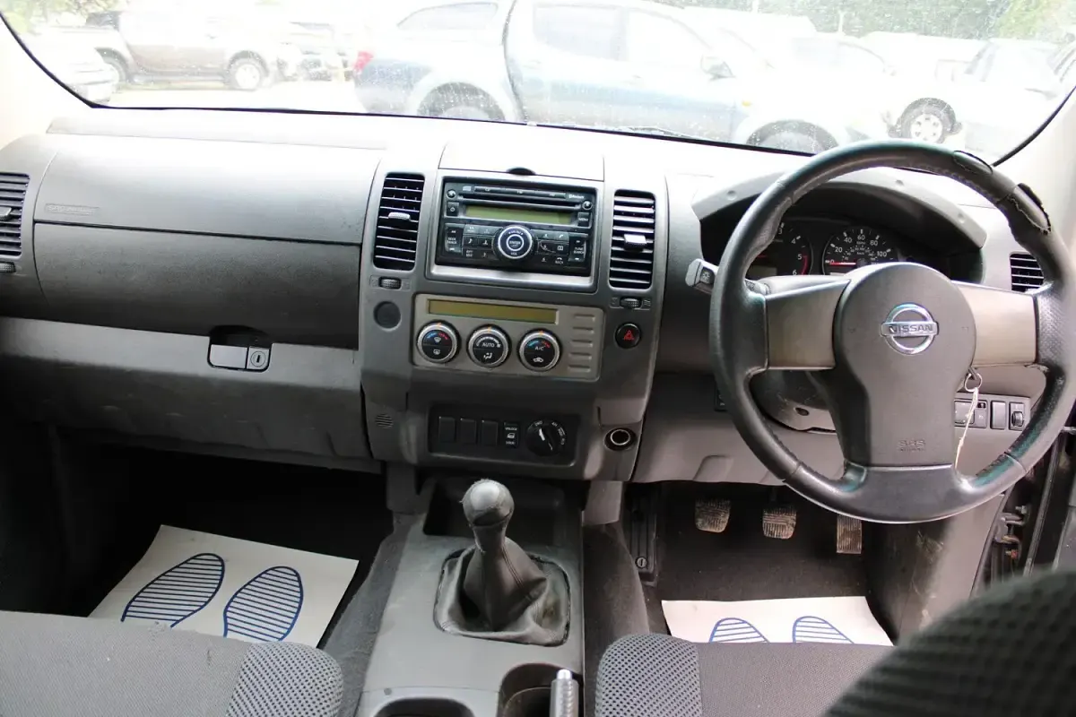 Used Nissan Navara Acenta 2009 Grey Pickup