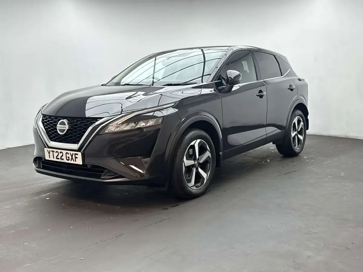 Used Nissan Qashqai N-Connecta 2022 Black SUV