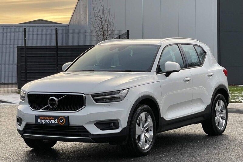 White Used 2019 Volvo XC40 Momentum SUV | £17,230 - Image 1/1