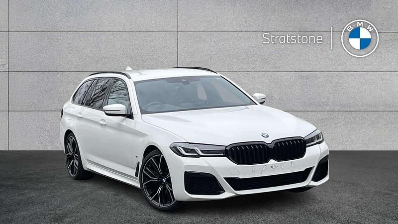 Used BMW 520 M Sport 187 HP (137 kW) 2023 White Estate