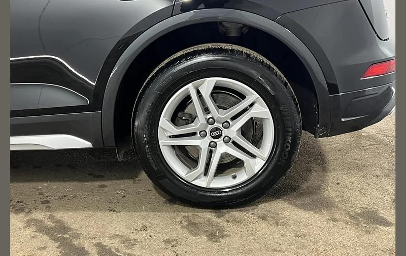 Used Audi Q5 Sport 261 HP (191 kW) 2022 Black SUV