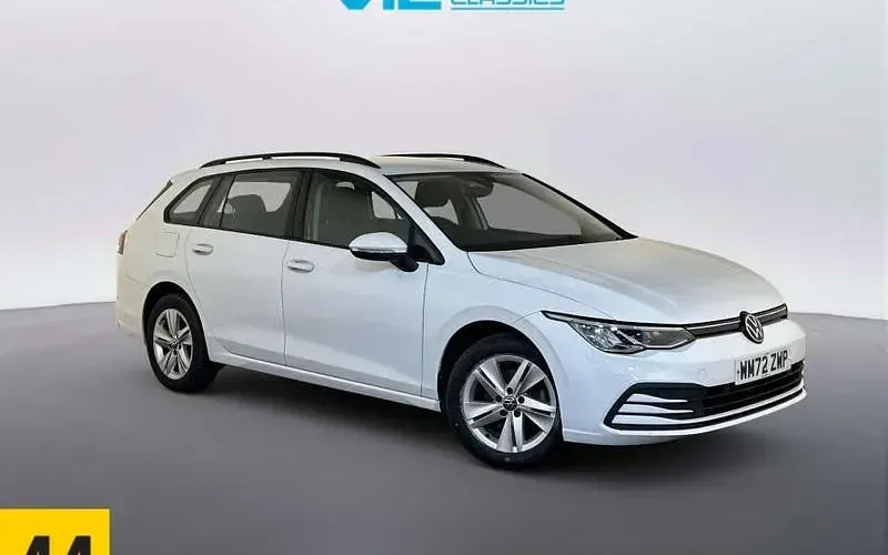 Used VW Golf VIII Life 131 HP (96 kW) 2023 Estate
